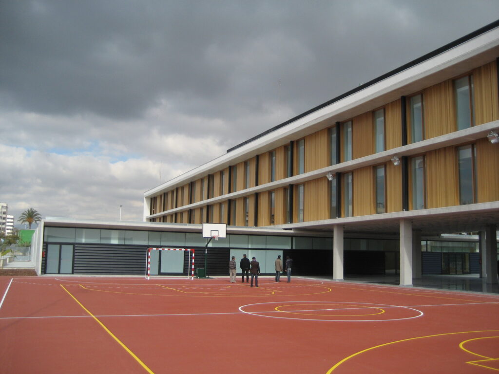 Campo de baloncesto interior Jefatura de Policía Elche